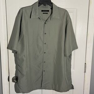 AXIST Mens XXL Gray Button Down Shirt Short Sleeve Silk Touch Casual